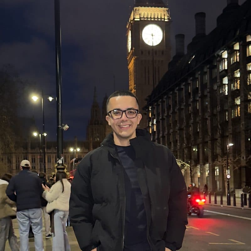 Eduardo Espoladore em Londres, à noite